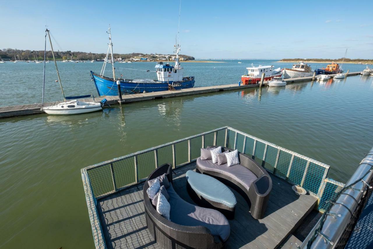 Bed and Breakfast Houseboat Harbourside View Newport  Zewnętrze zdjęcie