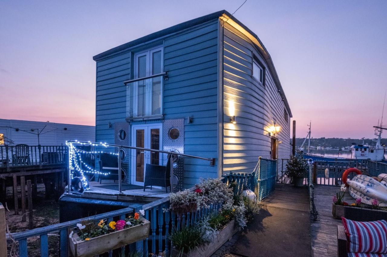 Bed and Breakfast Houseboat Harbourside View Newport  Zewnętrze zdjęcie